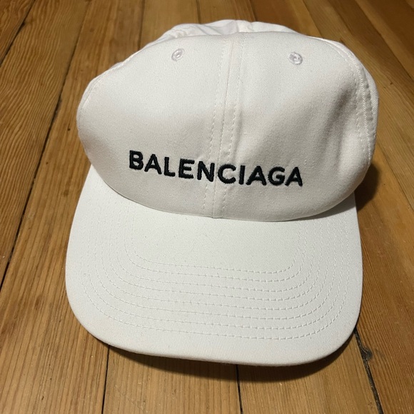 Balenciaga Other - Balenciaga White Cap